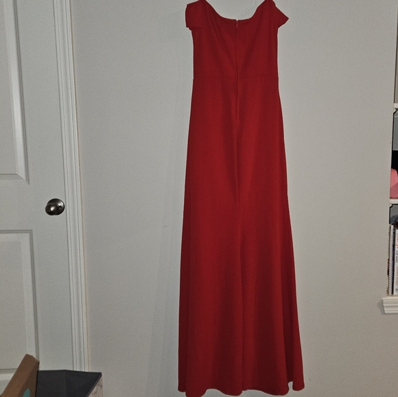 Windsor Bright Red Off Shoulder Dress - Picture 8 of 16